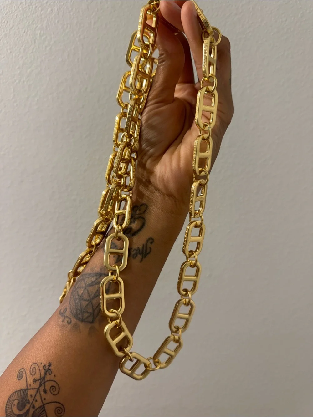 Tory Burch Large Chunky Gold Link Chain Necklace - Polished Statement Jewelry